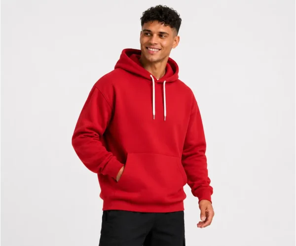Buzo hoodie para hombre color rojo en algodón suave con capota, diseño cómodo y estilo urbano moderno.